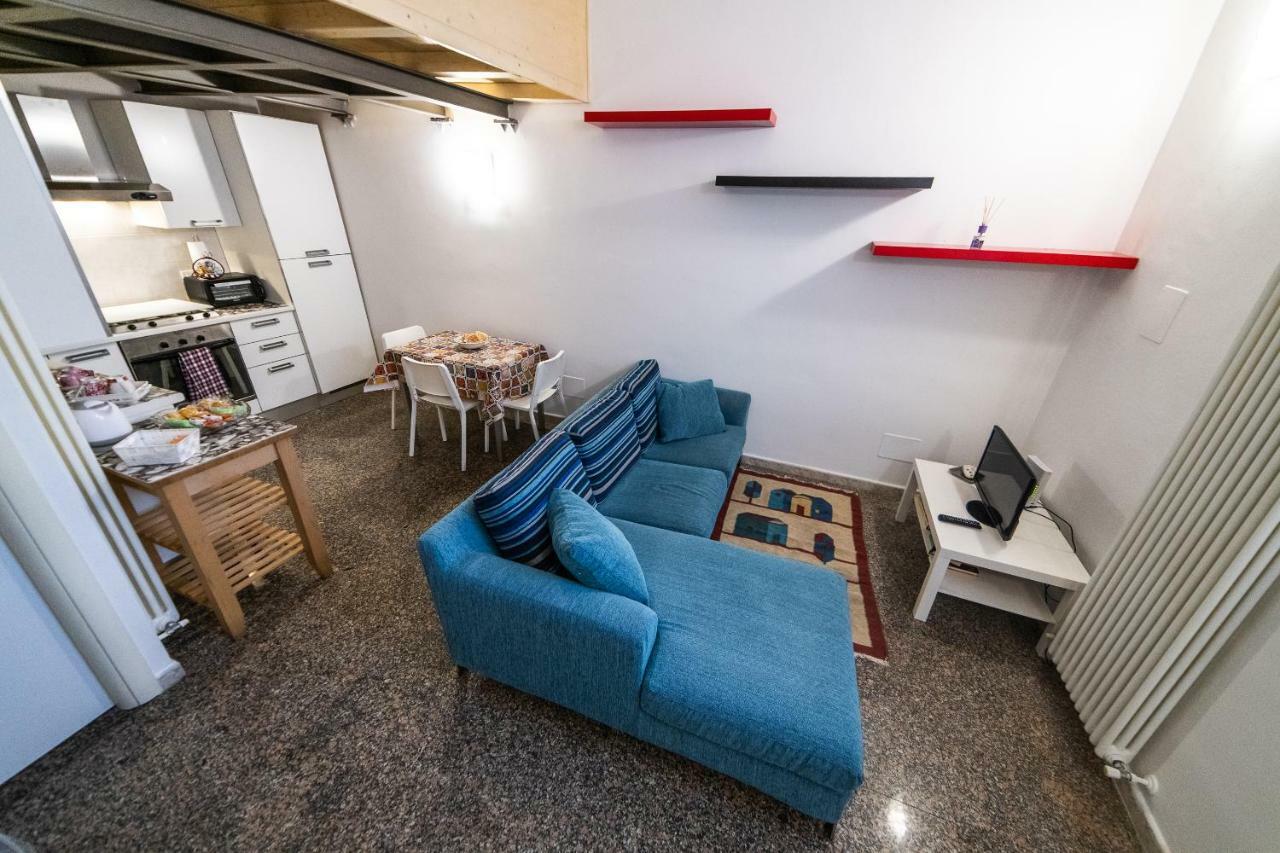 Appartement Anais' Loft- OSP. SANT'ORSOLA-FIERA à Bologne Extérieur photo