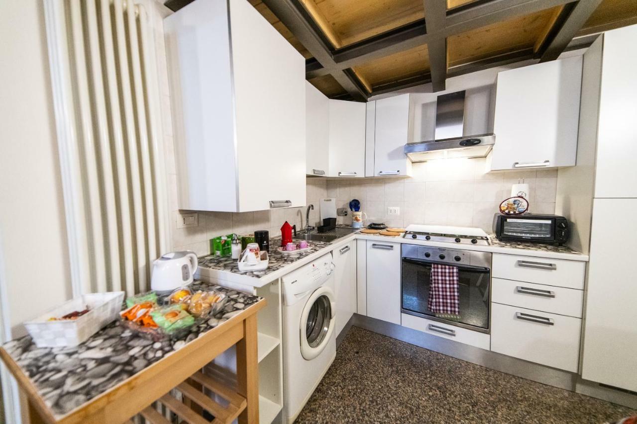 Appartement Anais' Loft- OSP. SANT'ORSOLA-FIERA à Bologne Extérieur photo