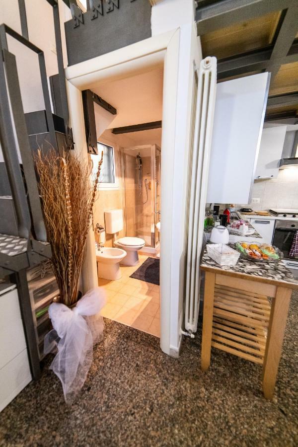 Appartement Anais' Loft- OSP. SANT'ORSOLA-FIERA à Bologne Extérieur photo