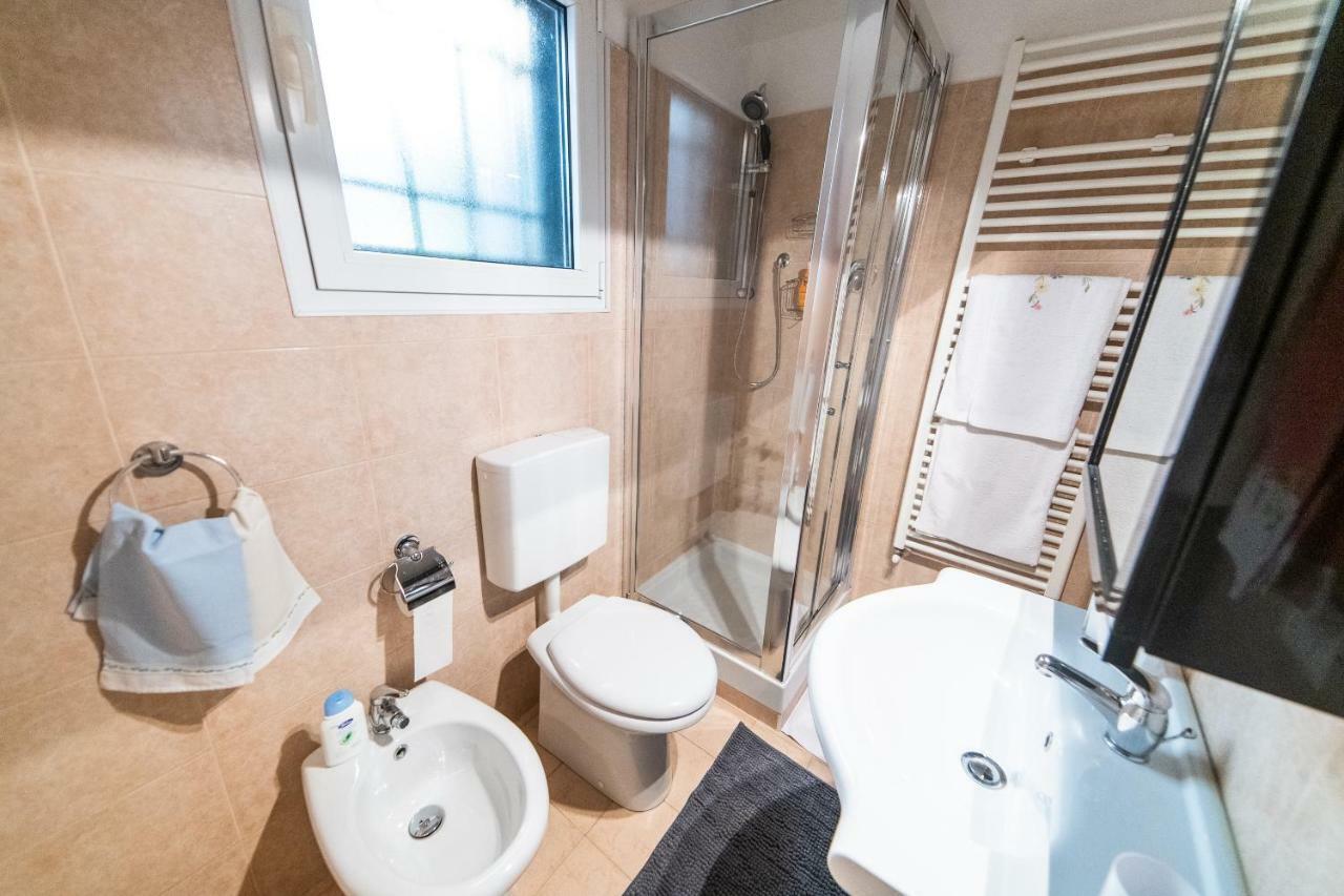 Appartement Anais' Loft- OSP. SANT'ORSOLA-FIERA à Bologne Extérieur photo